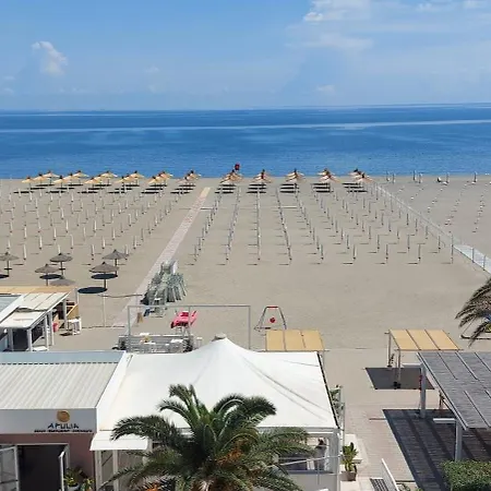 Balconi Sul Mare * Margherita Di Savoia